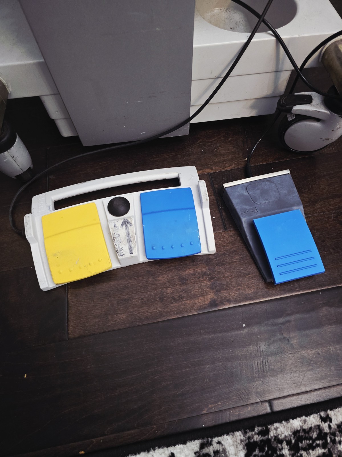 Erbe Vio 300D Erbe APC 2 ERBE EIP 2 ESU System with 2 FOOTSWITCHES W WARRANTY