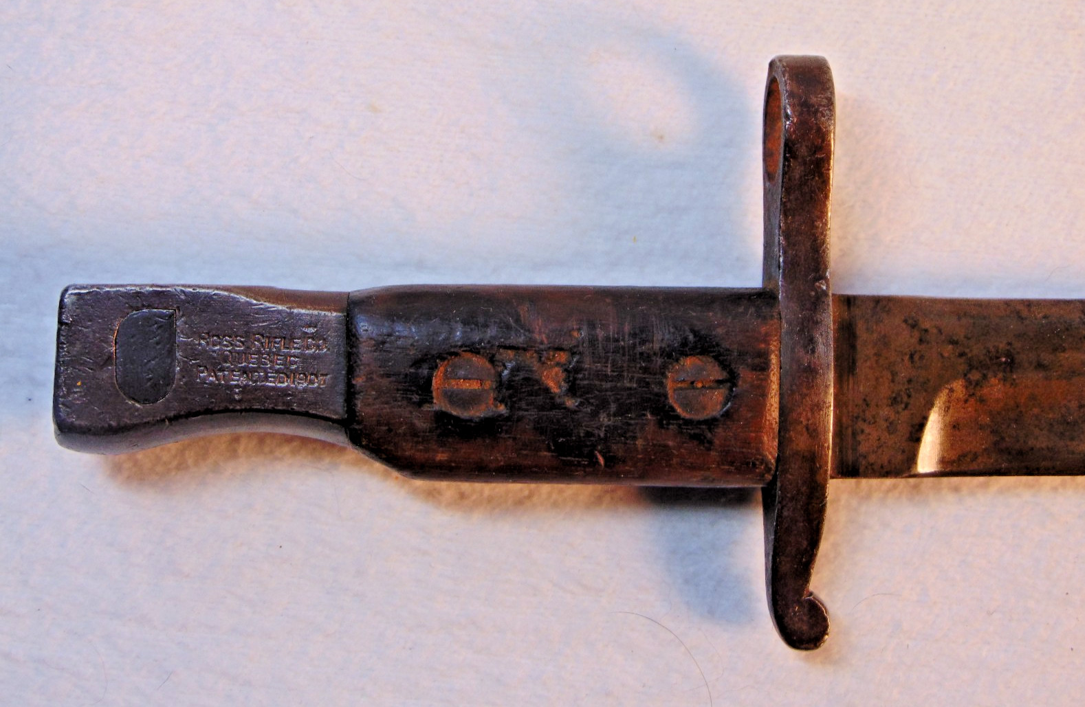 Antique Canadian Army Bayonet/Fighting Knife; WWI; Ross Rifle Co, Quebec; 1916