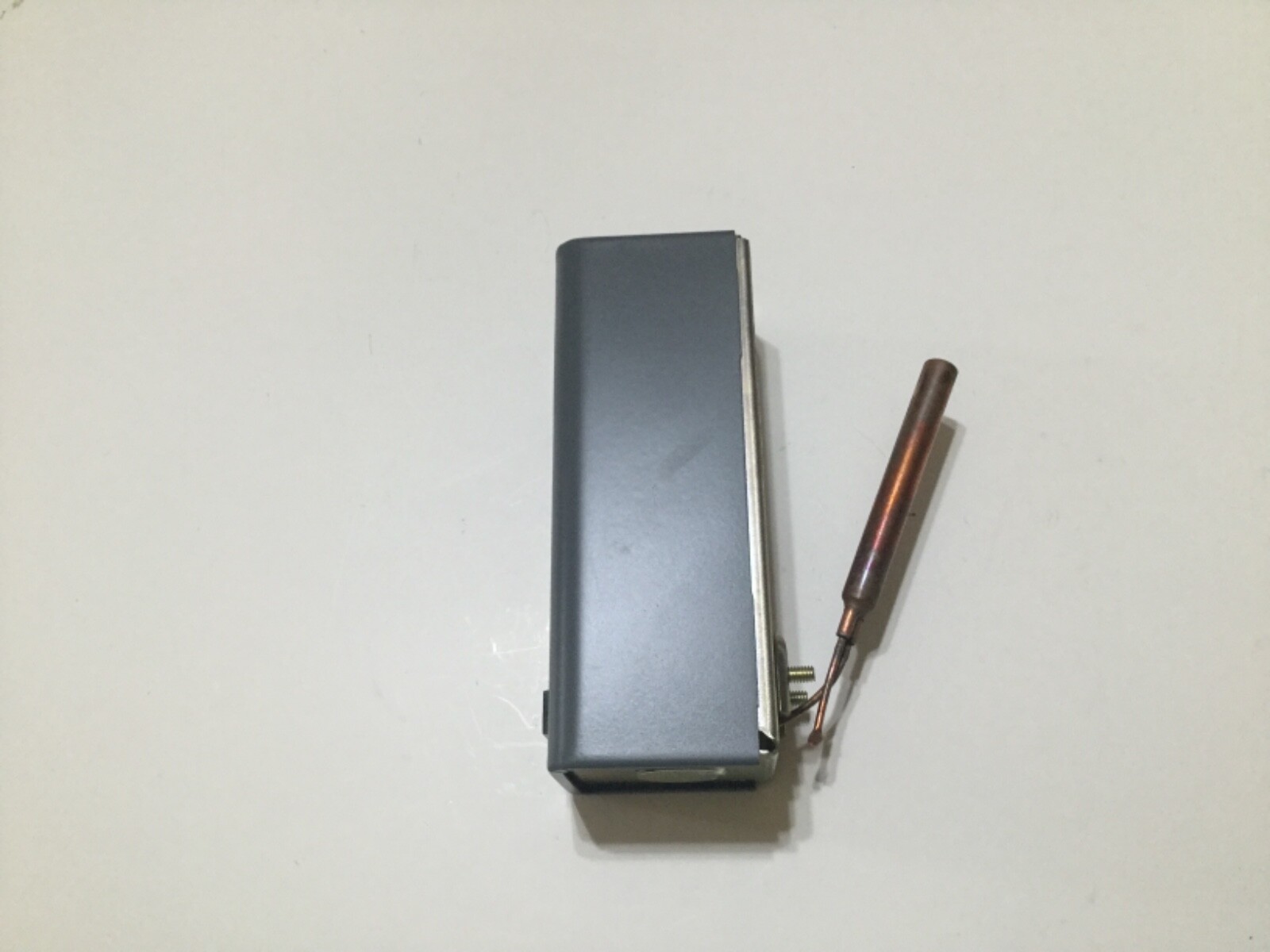 Hardy Furnace Thermostat 2000.08 Without Well