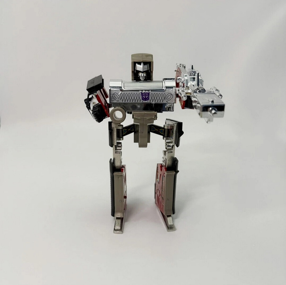 TRANSFORM Reissue G1 Megatron New Item with Free Shipping