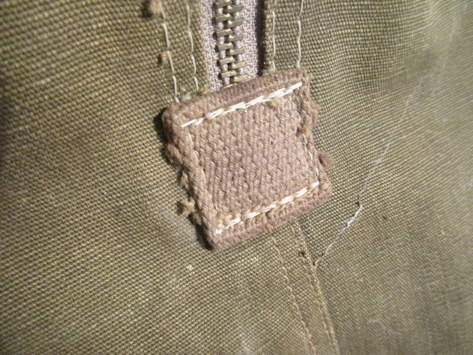 U.S.N.R. NAMED AVIATORS KIT BAG AN 6505-1 U.S. GOVERNMENT MILITARY