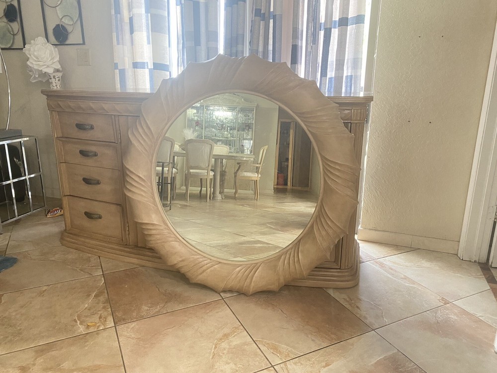 dressing table And Mirror