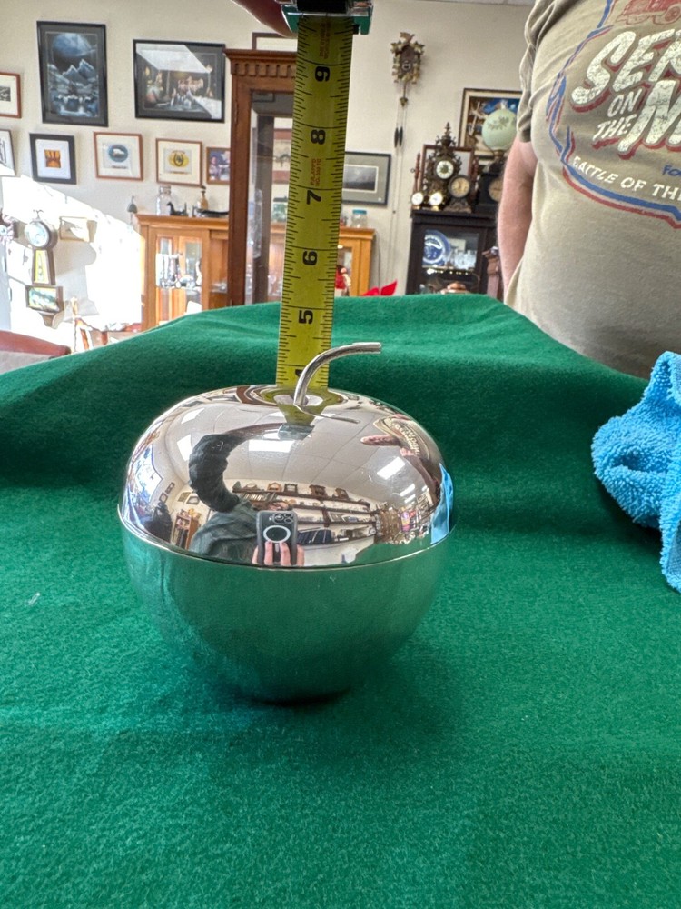 Apple Form Box Sterling Silver