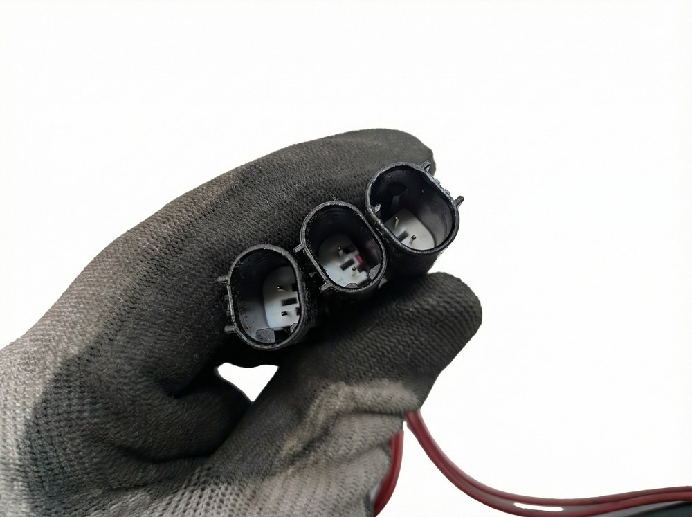 2016 RANGE ROVER (L405) FRONT WINDSHIELD WASHER FLUID SQUIRTER NOZZLE SET/3