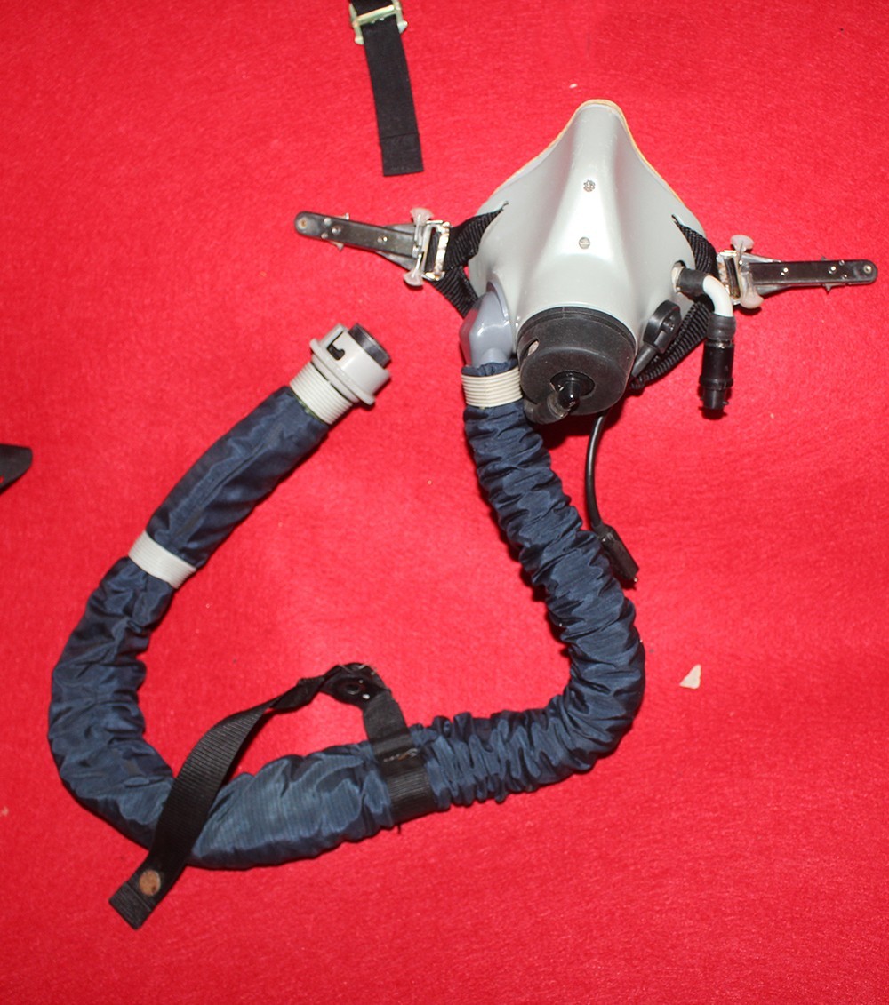 Fighter Pilot Fighting Air Force Oxygen Mask  $ 199.9
