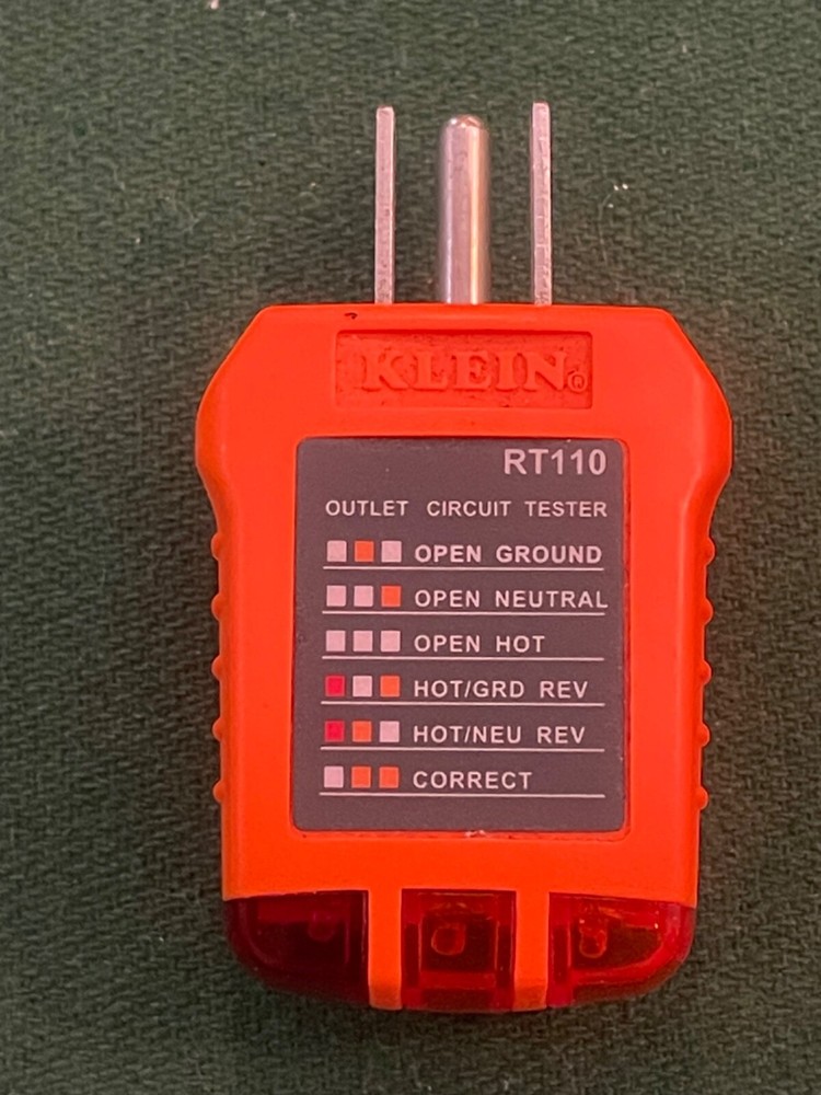 Klein Tools RT110 Receptacle Tester