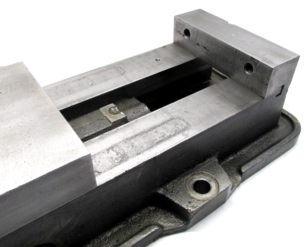 KURT ANGLOCK 6" MILLING MACHINE VISE - #D60