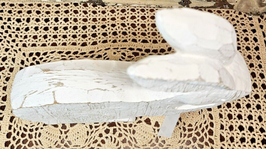 NWT Primitive White Distressed Bunny Rabbit Easter Spring Decor Carved Wood Look