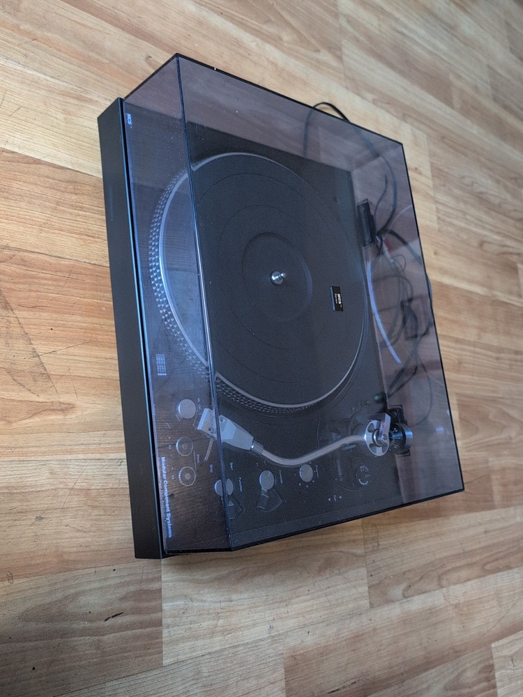 MCS 6700 (Technics) DIRECT DRIVE TURNTABLE - Gorgeous Condition!