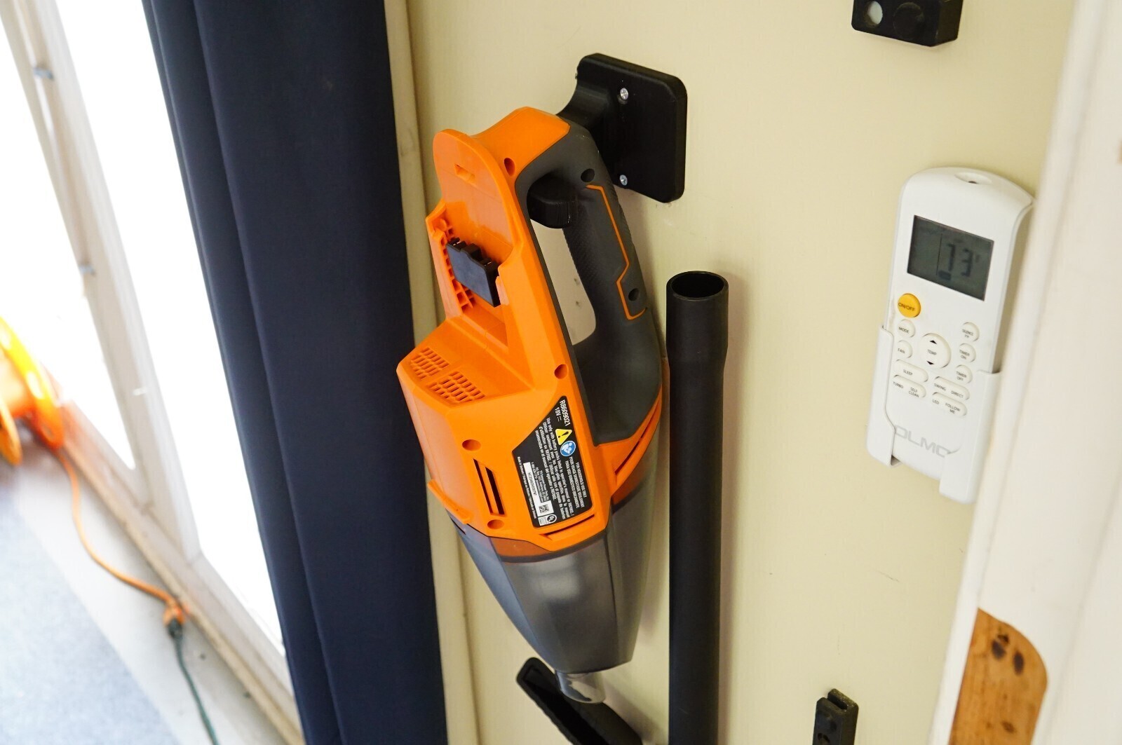 Wall Mount Bracket Holder for RIDGID 18V R8609021 Handheld Vacuum Cleaner