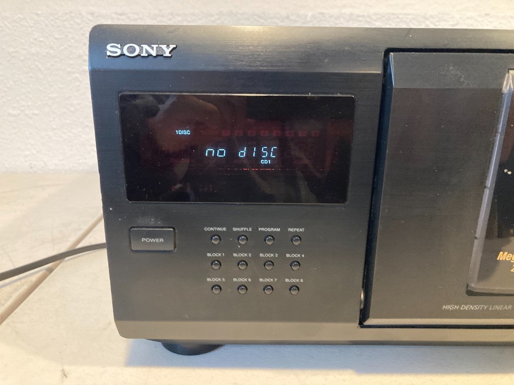 Sony CDP-CX225 Mega Storage 200-Disc CD Changer Player
