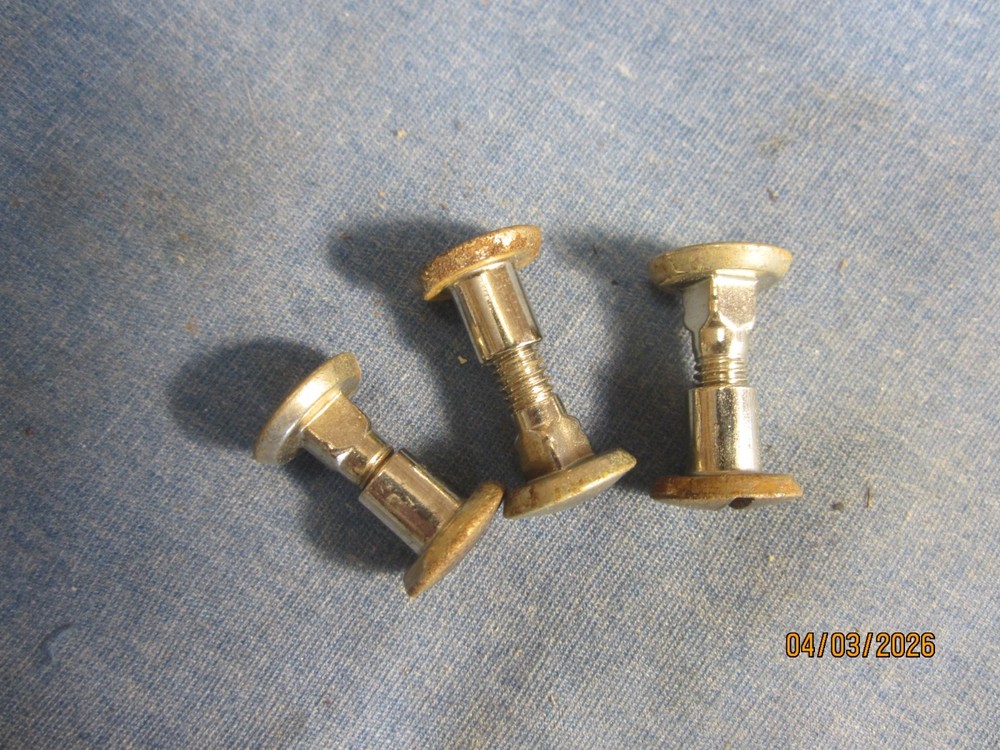Hand Saw Screws (V)