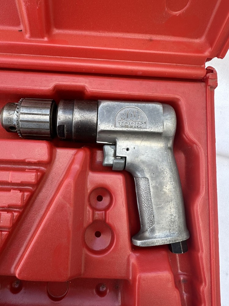 MAC TOOLS HEAVY DUTY PNEUMATIC REVERSIBLE AIR DRILL #AD800 W/case
