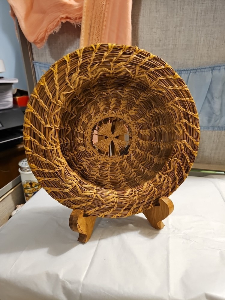 vintage pine needle basketry