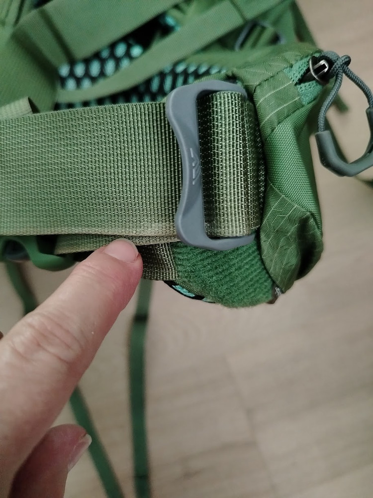 Gregory Kalmia 60L Women's Backpacking Pack Ventilated Backpanel Bladder ready