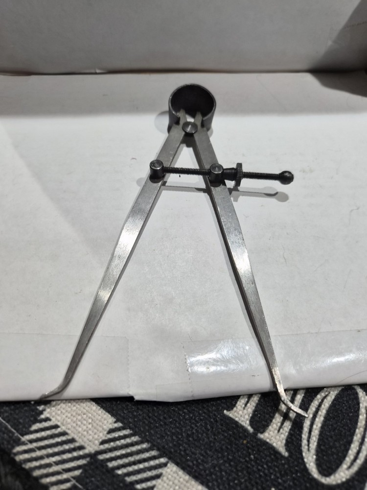 Inside Dimensions Caliper 6 Inch General Tool/ 6” Flat Leg