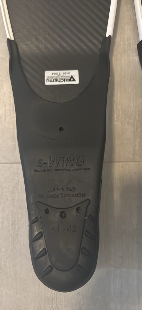 Alchemy V3 Carbon fins