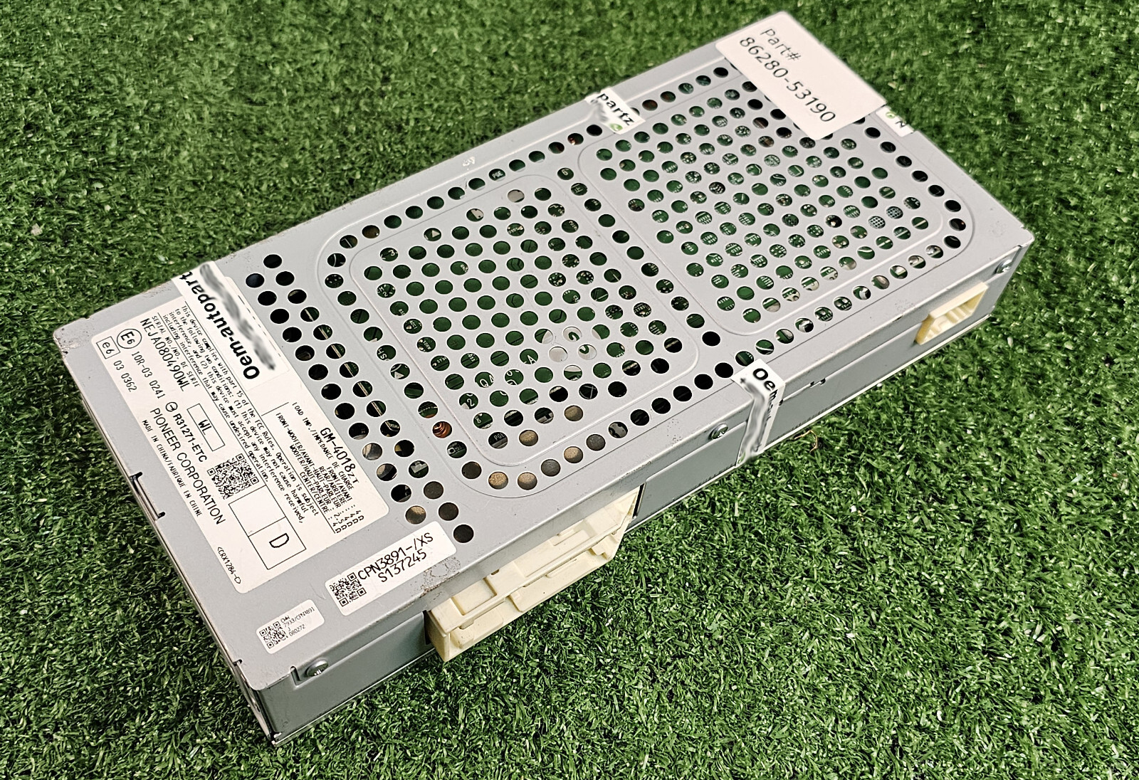 Lexus IS250 IS350 Radio stereo pioneer amplifier 86280-53190 oem used