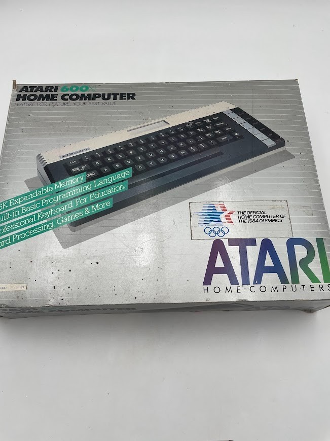 ATARI 600XL Home Computer New Worn Box