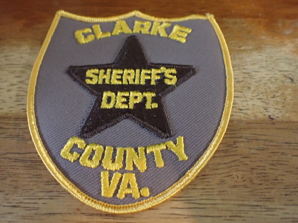 CLARK COUNTY  VIRGINIA SHERIFFS OFFICE  OBSOLETE VEST   PATCH BX X #9