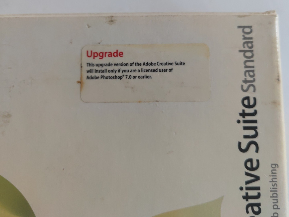 Adobe Creative Suite Standard Upgrade For Mac with Serial Numbers, 4 Disc Set