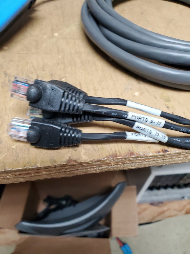 Mitel MiVO250 DEM-16 connection cable