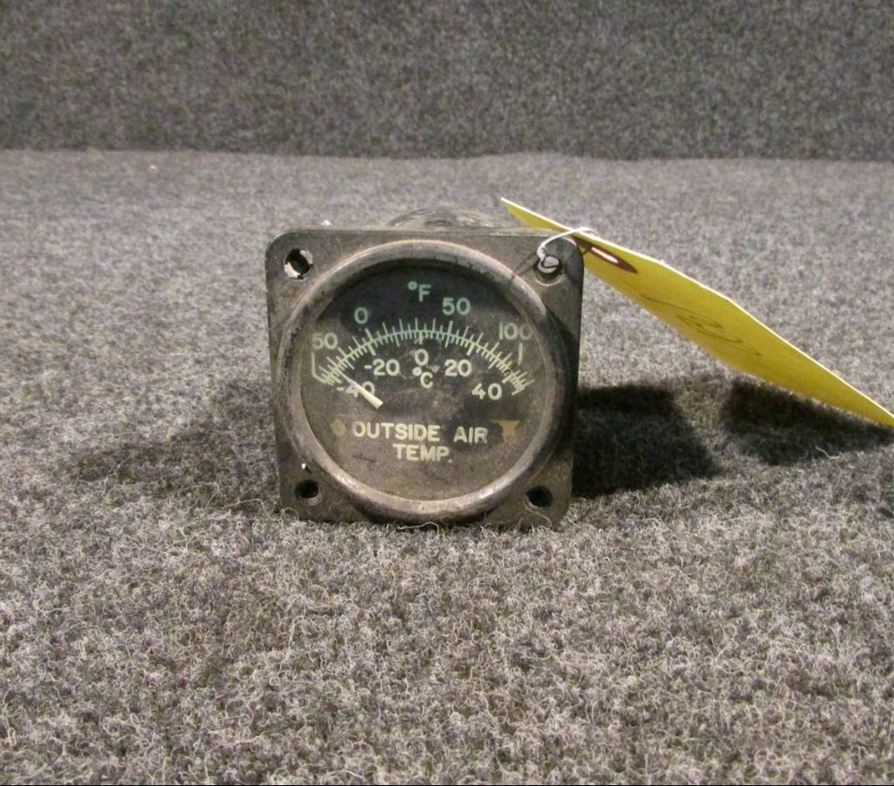 200-2A91C7B Garwin Outside Air Temperature Indicator