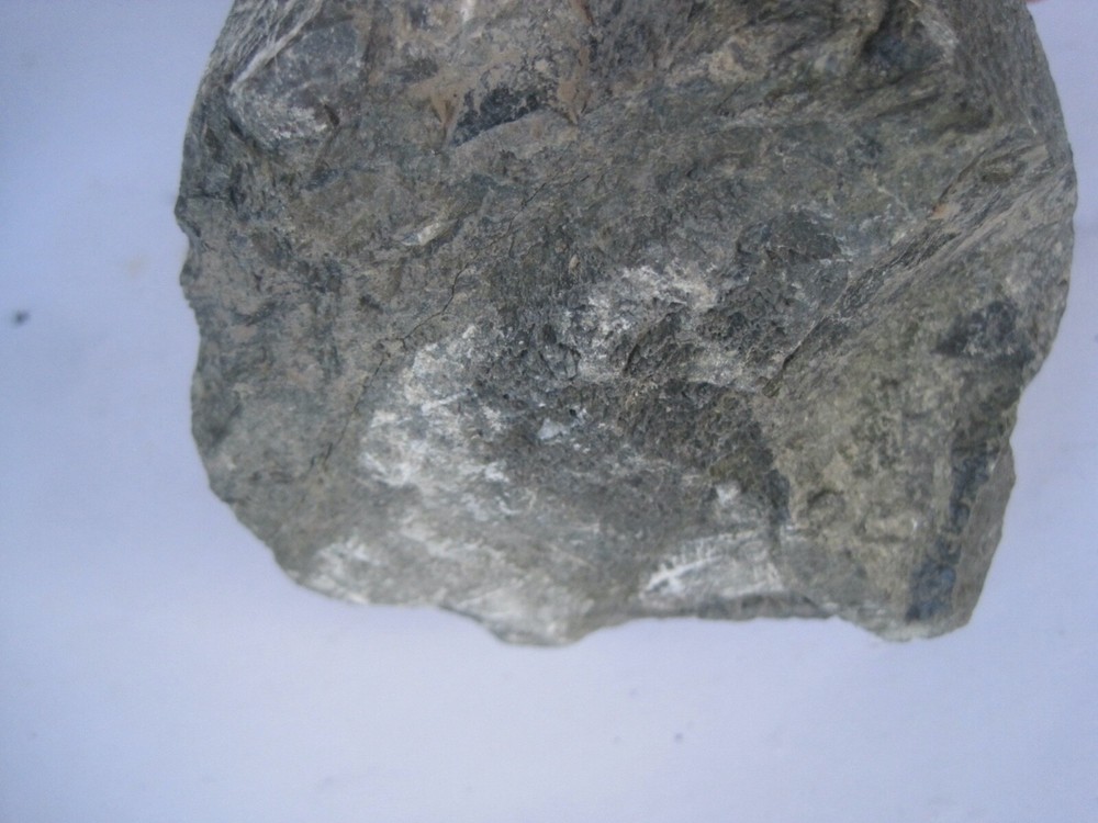 Large Core Sample Gray & Black 7473.5 5" x 3"