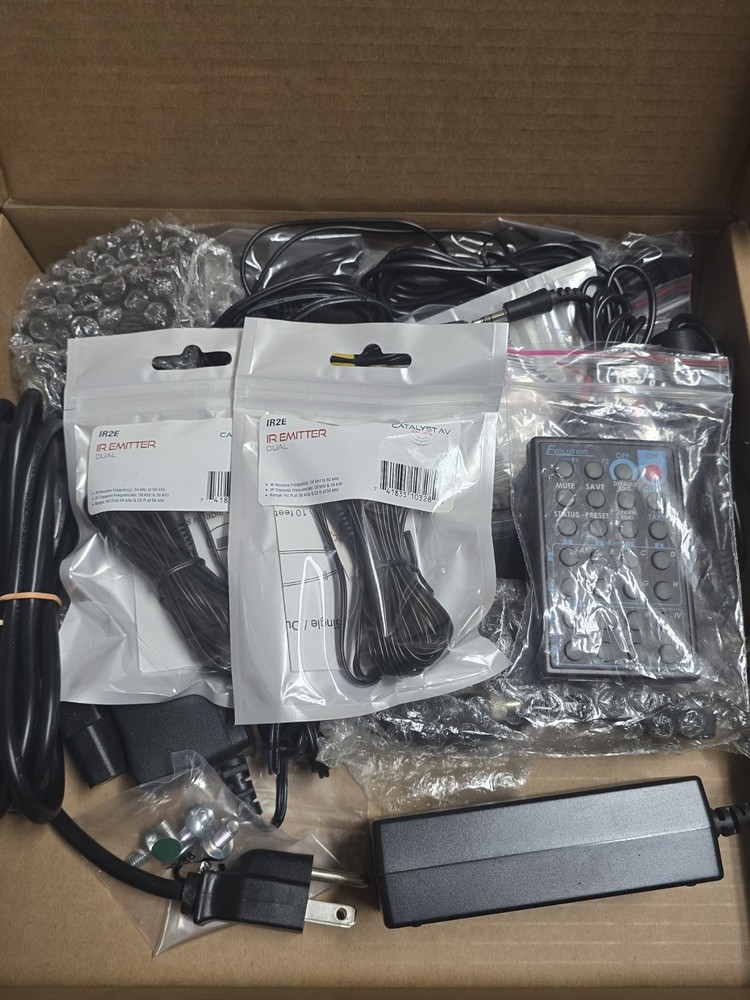 Vanco Evolution 4x4 HDMI Matrix Switcher Kit w/ Receivers & MORE! EVMX4044