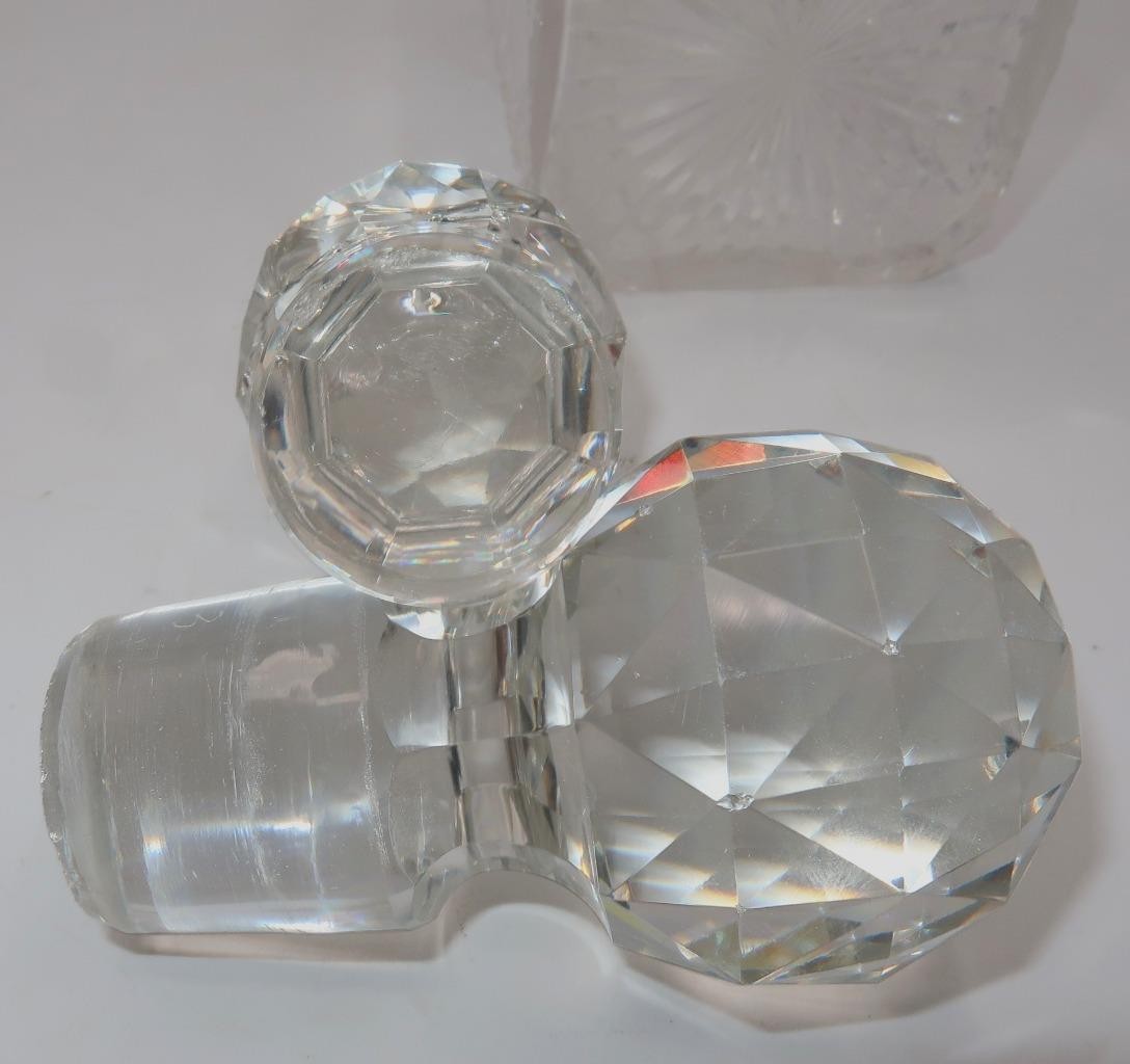 MAPPIN & WEBB Silver Plated Liquor TANTALUS w/ 3 Decanters & Lock, 13" x 12"