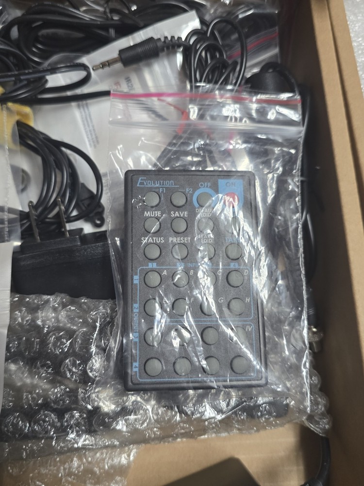Vanco Evolution 4x4 HDMI Matrix Switcher Kit w/ Receivers & MORE! EVMX4044