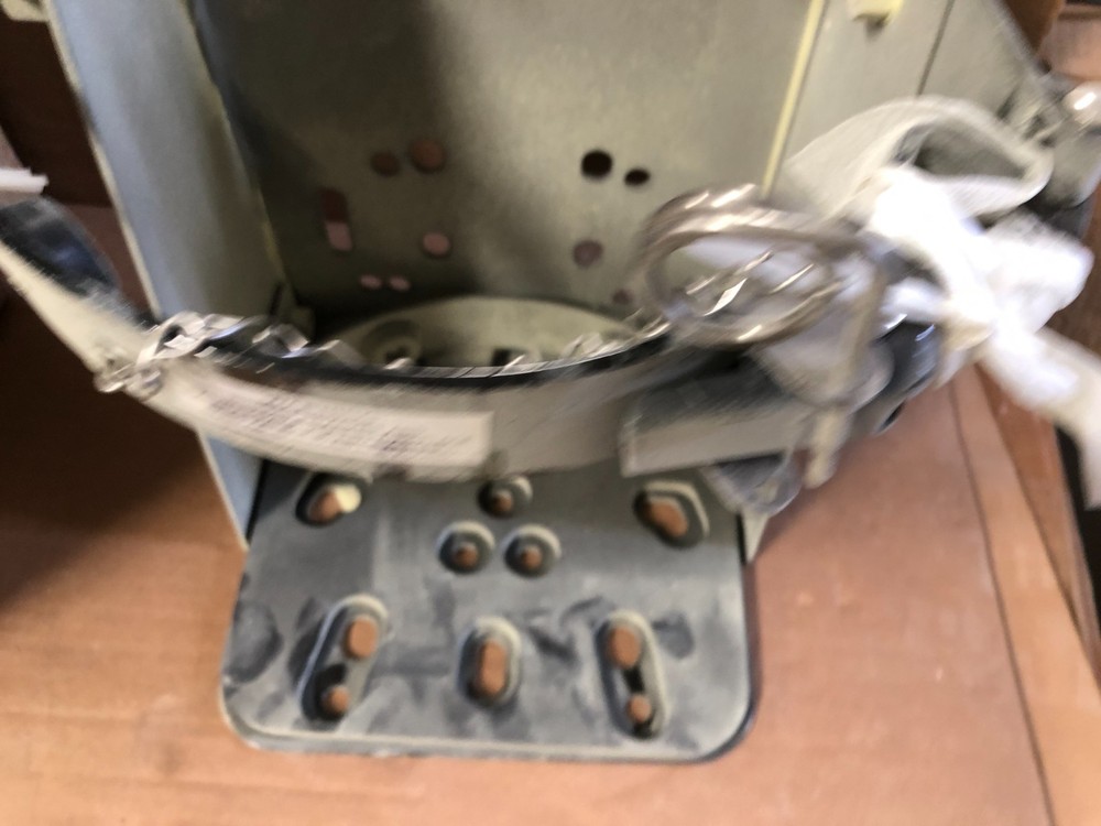 KIDDE Fire Extinguisher Bracket 292474 New but dirty