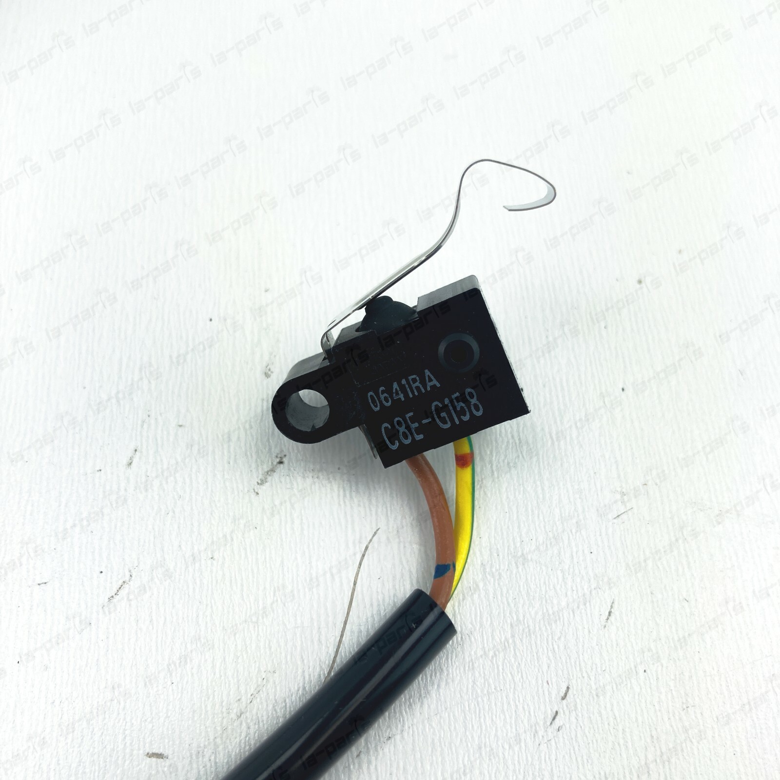 3772193J00 GENUINE SUZUKI FOURSTROKE OUTBOARD NEUTRAL SAFETY SWITCH 37721-93J00