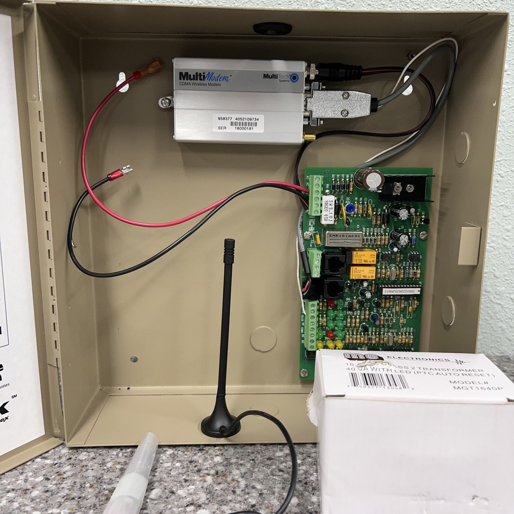 Uplink 2540 Cellular Alarm Communicator CDMA Wireless