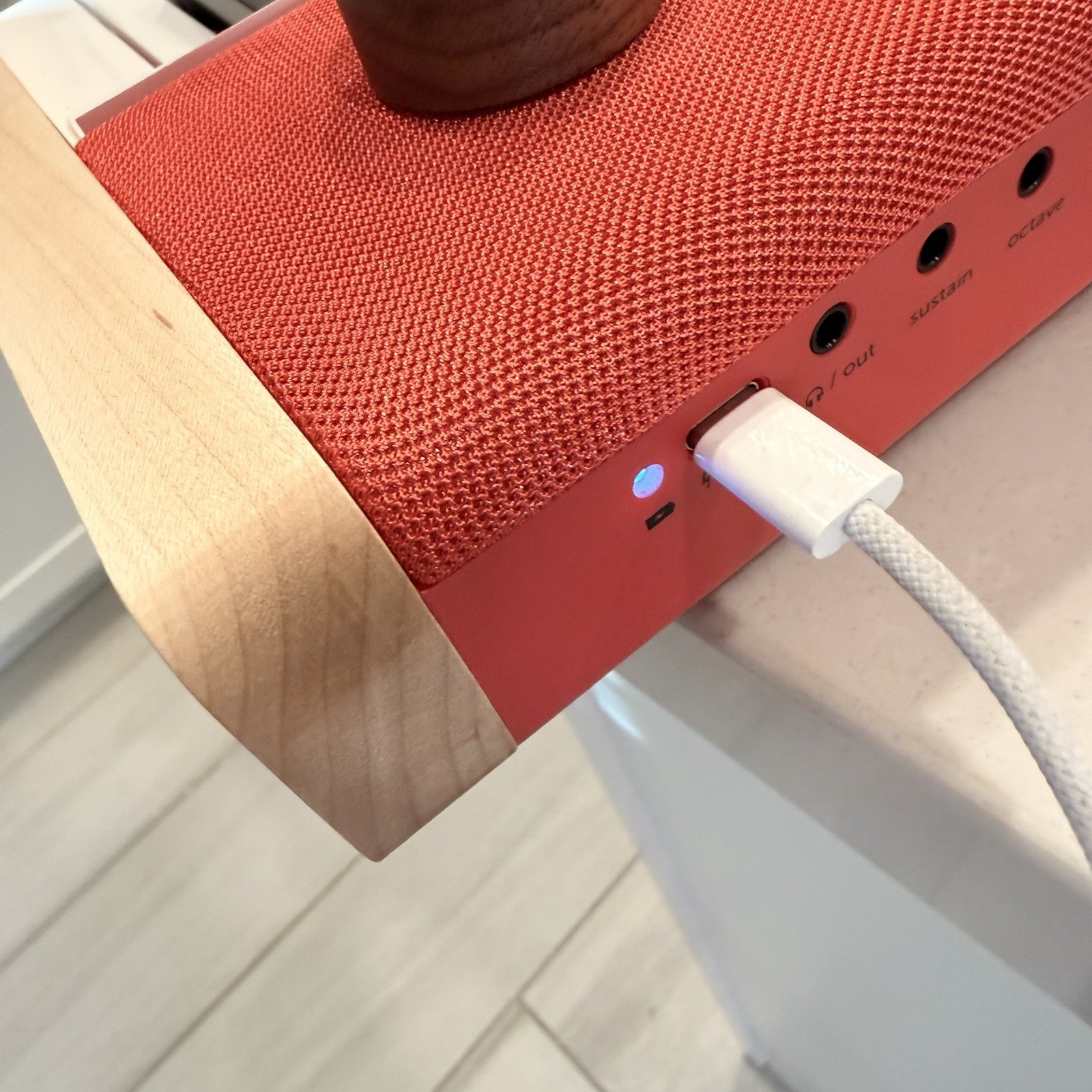 Loog Digital Piano Portable Keyboard MIDI USB-C Red Open Box