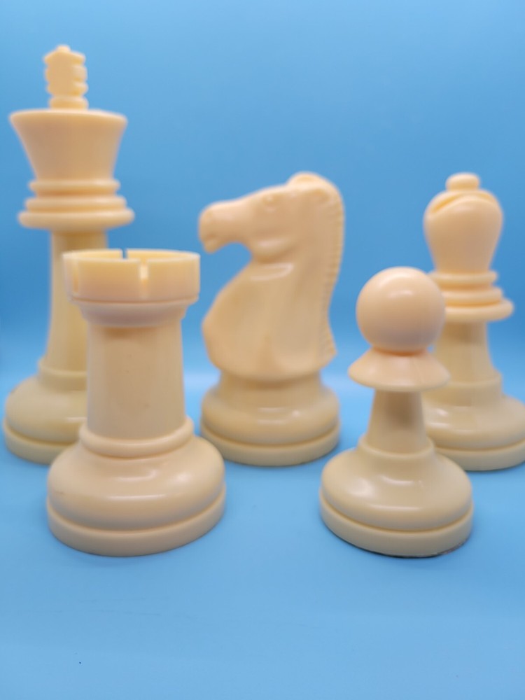 Giant Plastic Chess Pieces 4.25" -8.25"