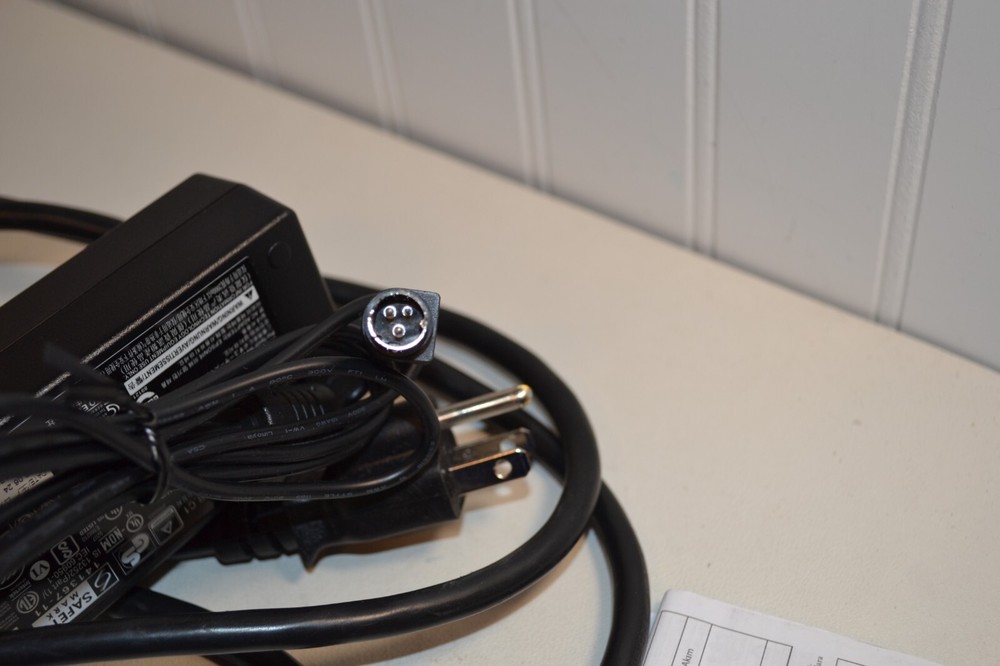 GENUINE Epson AC/DC Adapter M235B POS Printer Power Supply w/PC