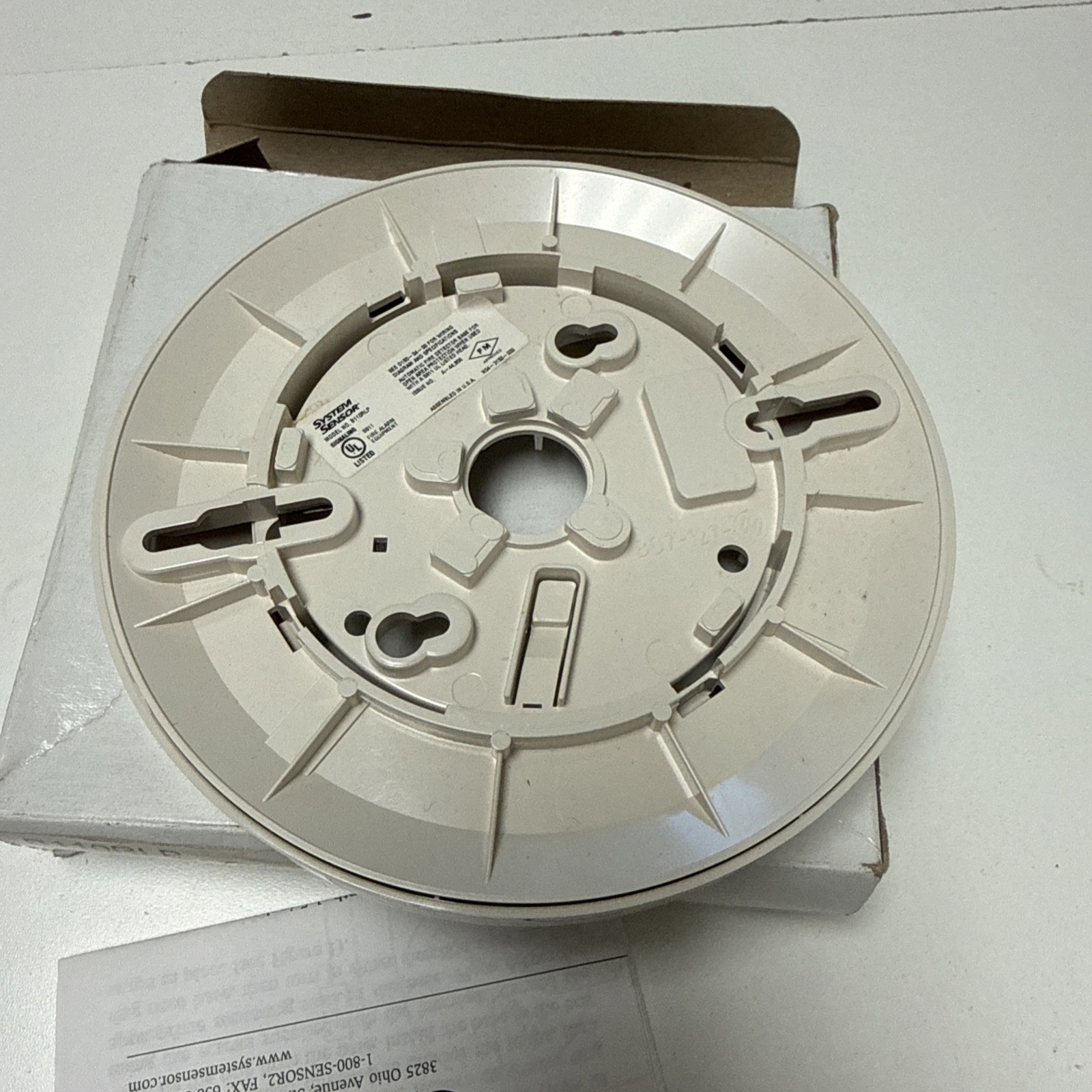 System Sensor B110RLP Low Profile Intelligent Detector Base - New