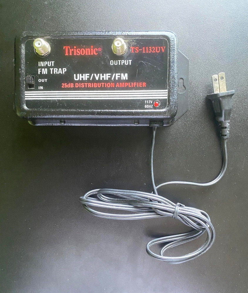 Trisonic TS-1132UV High Performance Distribution Amplifier 25db, UHF/VHF/FM
