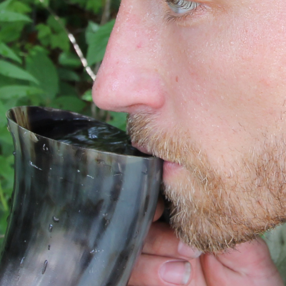 Natural Medieval Viking Dining Bovine Horn Beer Ale Drinking Cup Mug with Handle