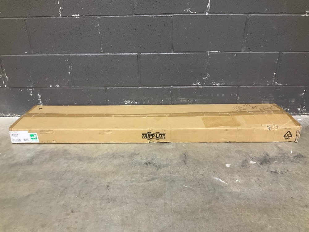 Tripp Lite SRCABLELADDER (37332143198) Rack / Mount / Accessories