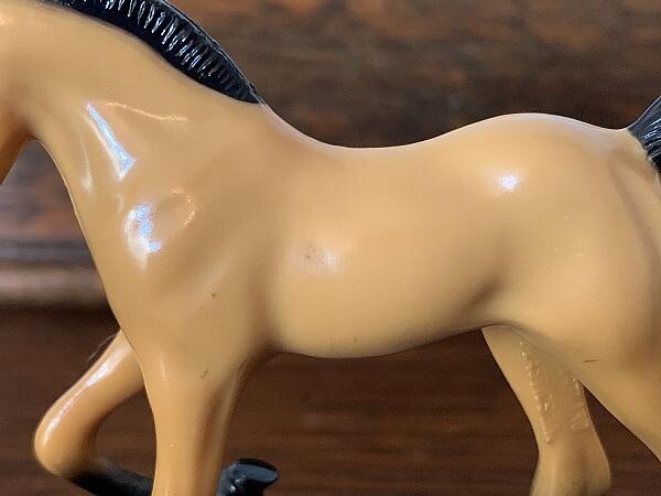 Vintage Hartland Buckskin Foal
