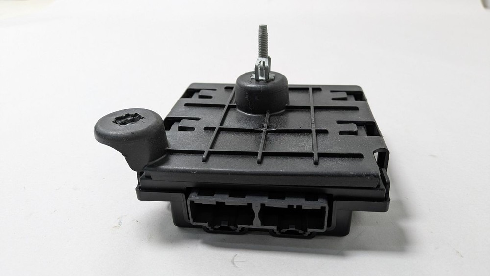 Used Keyless Entry Module fits: 2016 Cadillac Ats Theft-Locking keyless entry LH