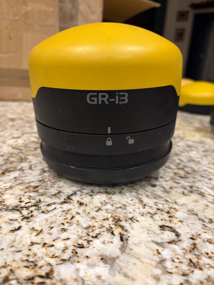 TOPCON GR-i3 RECEIVERS EXCAVATOR MAIN MC-X PLATFORM