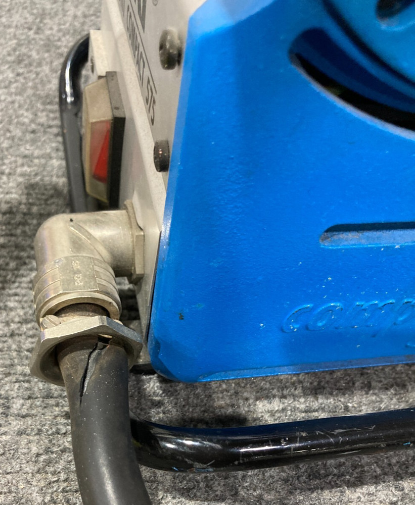 ARRI Daylight Compact 575 Studio Light w/ Adapter (As Is)