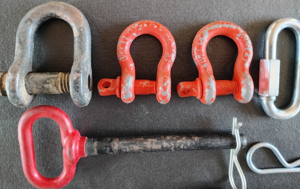 towing accessories lot