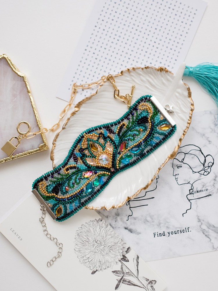 DIY Beaded bracelet kit "Viridian"