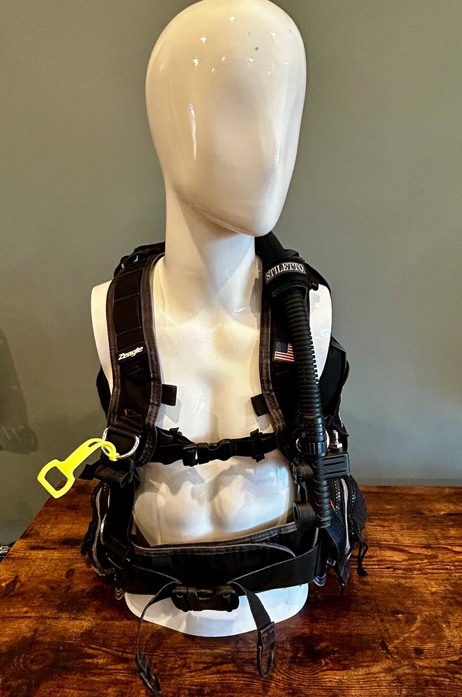 Zeagle + Stiletto, Medium