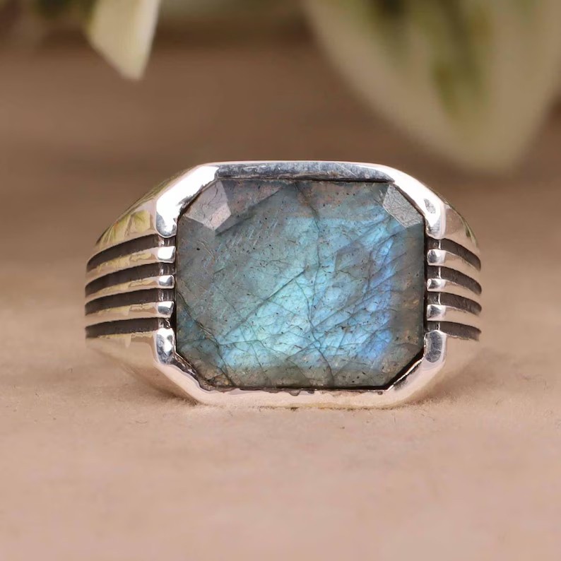 Solid 925 Sterling Silver Signet with Blue Labradorite Gemstone Handmade Ring