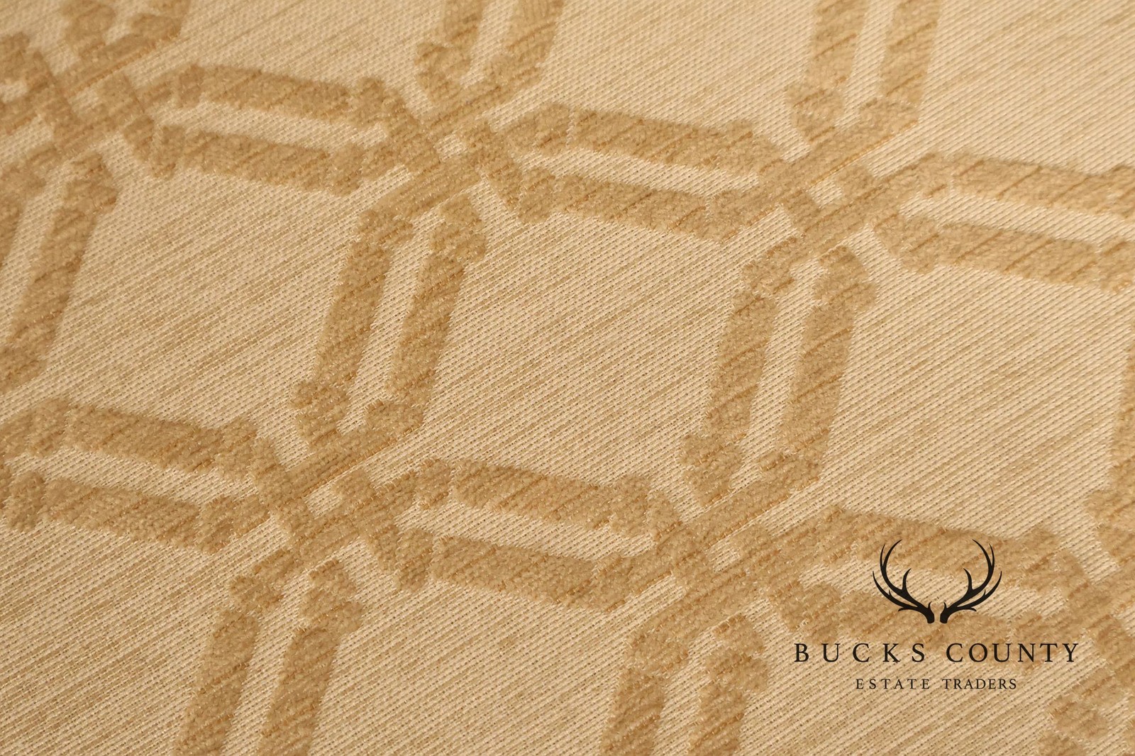 Lane Venture French Louis XV Style Ottoman